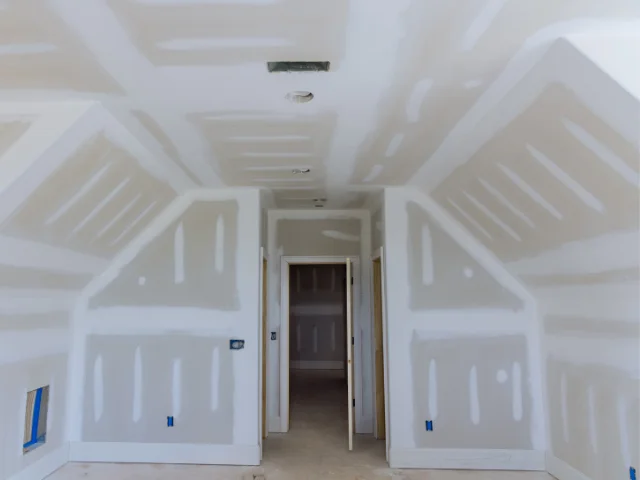 Gyproc tegen schuin dak